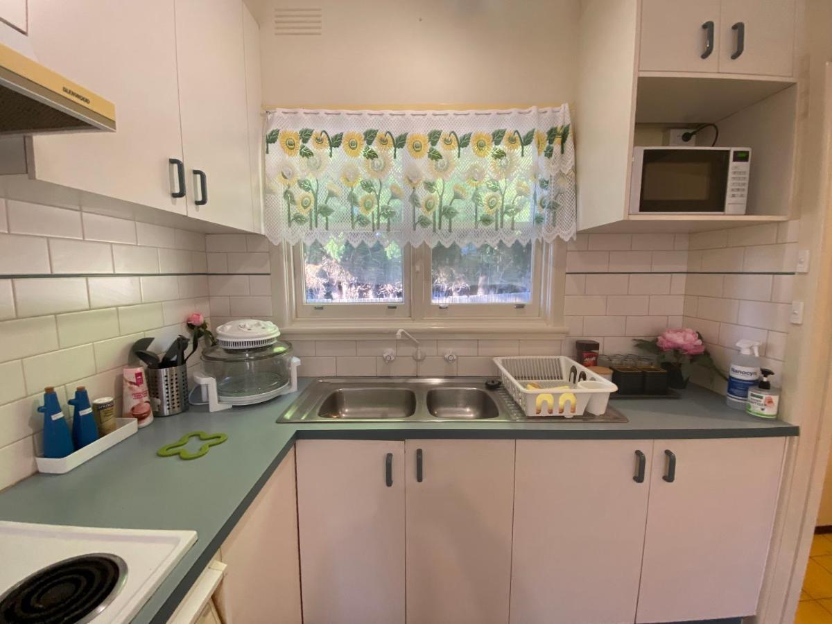 Mitcham Station Home Stay 외부 사진