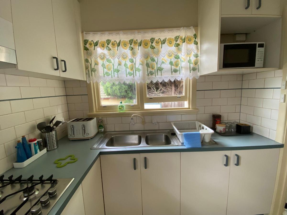 Mitcham Station Home Stay 외부 사진